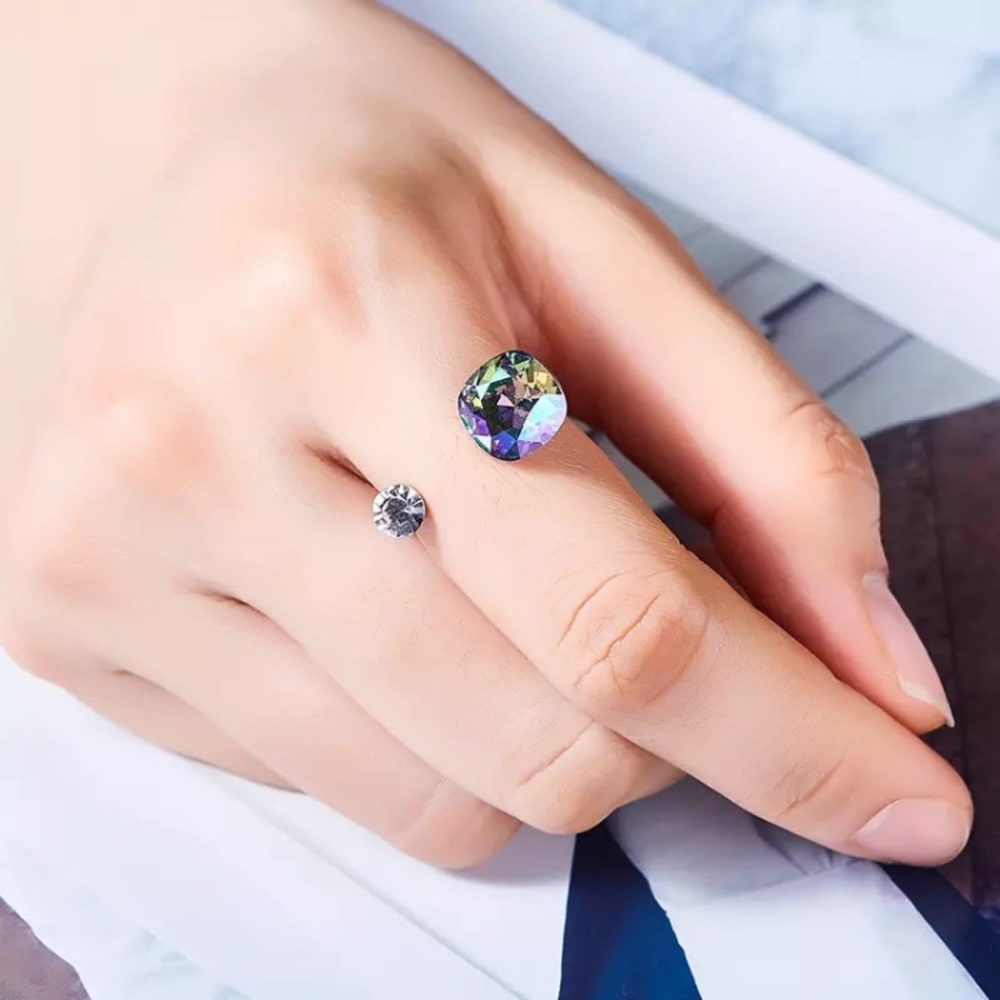 Swarovski elements open ring - Picture 6 of 7